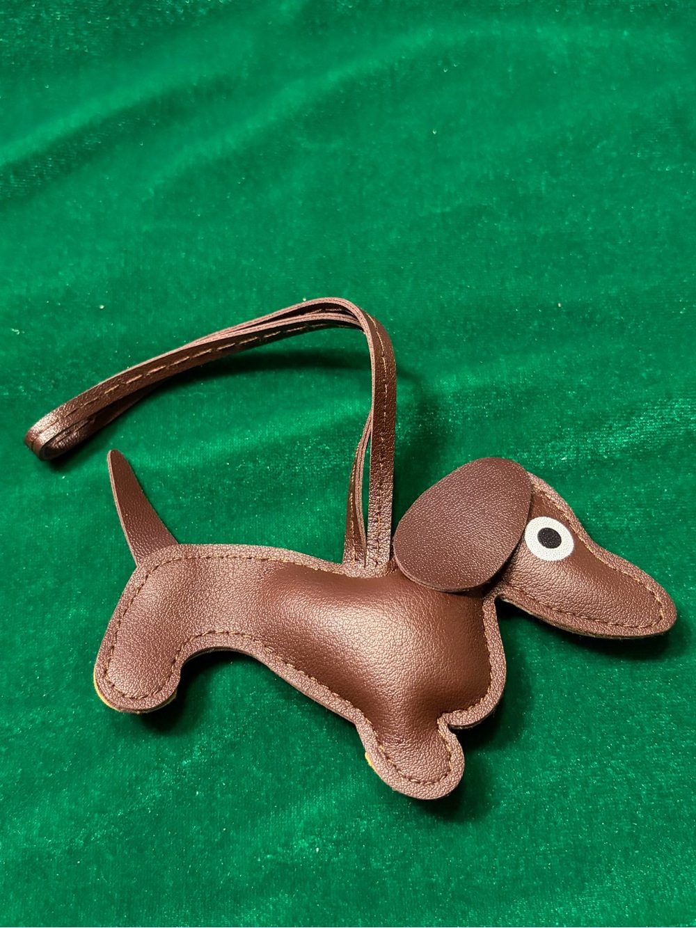 Dachshund Novelty Dog Bag Charm Keychain Brown Leather Look Purse Charm NWT